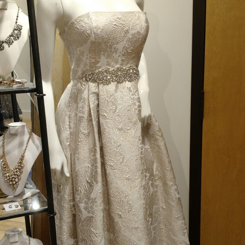 Elegant Ivory Dress - never worn!